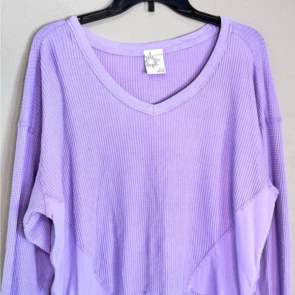 Aerie Lavender V-Neck Waffle Knit Sweater - Picture 3 of 6